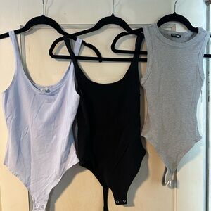 Set of 3 Bodysuits XS